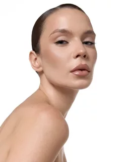 Карандаш для губ PROMAKEUP Lip contour Ультрастойкий тон 04 шоколадно-розовый — фото 9
