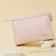 Косметичка Kristaller Love Peace Rectangular стеганая / 25010 (пастельно-розовый) — фото 9