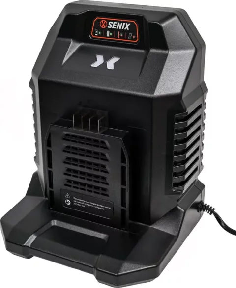 Зарядное устройство для электроинструмента Senix X6 60V 8А / CHQX6-M-EU